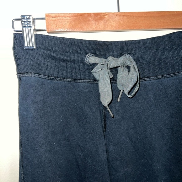 Lululemon Bootcut Yoga Pants Black Size 4 - Picture 2 of 4